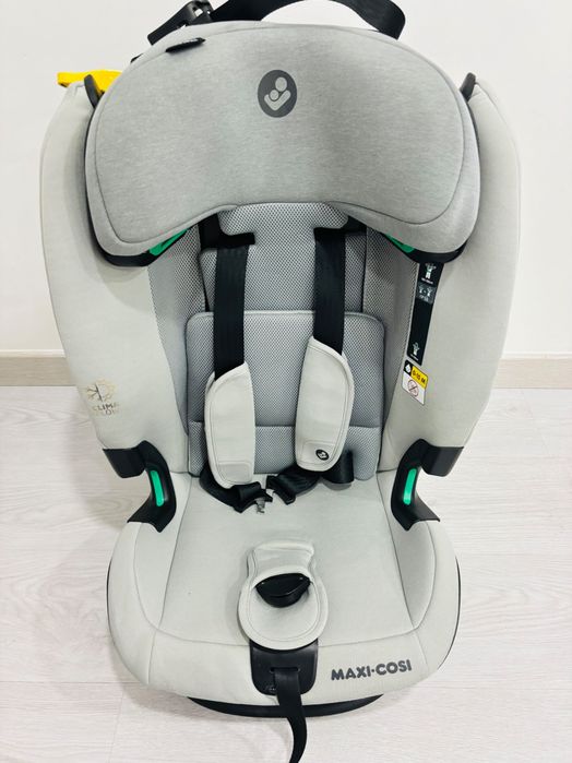 Cadeira Auto Maxi Cosi Titan i-size