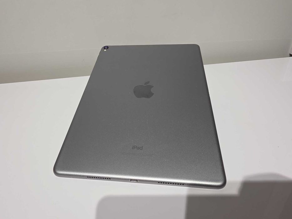 Планшет iPad Pro 10,5 64 GB