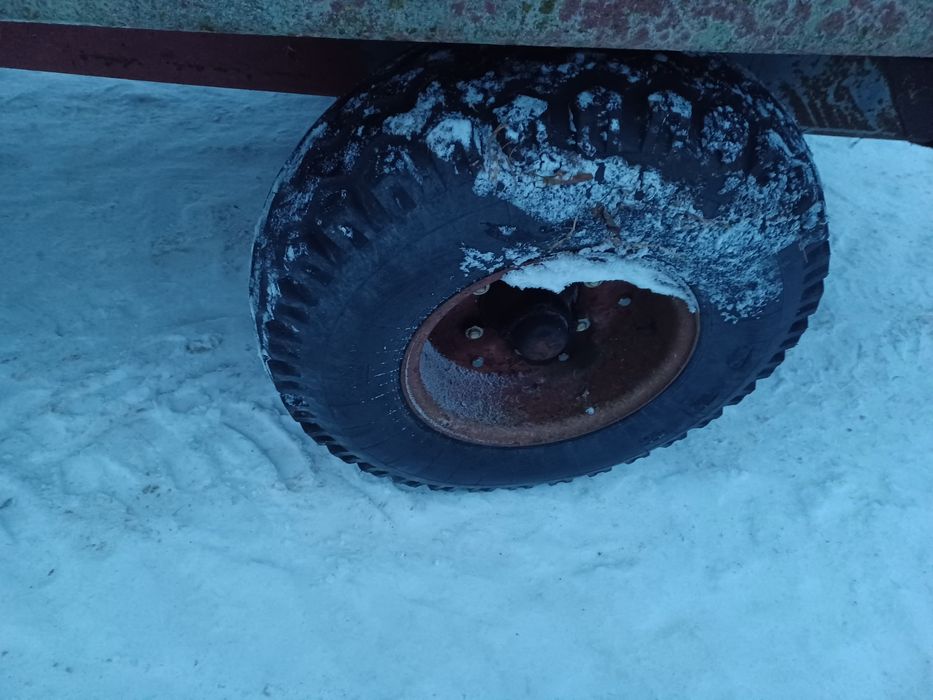 Rozrzutnik obornika 3,5 t Czarna Białostocka.