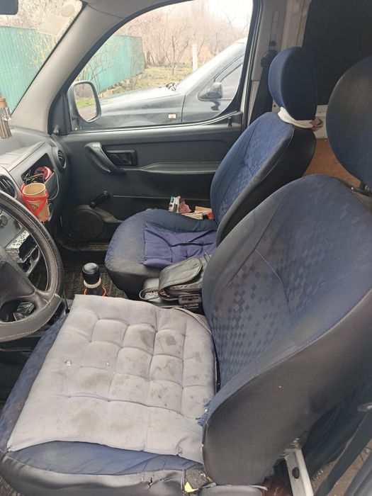 Продам роботягу пижика,або обміняю на більше авто
