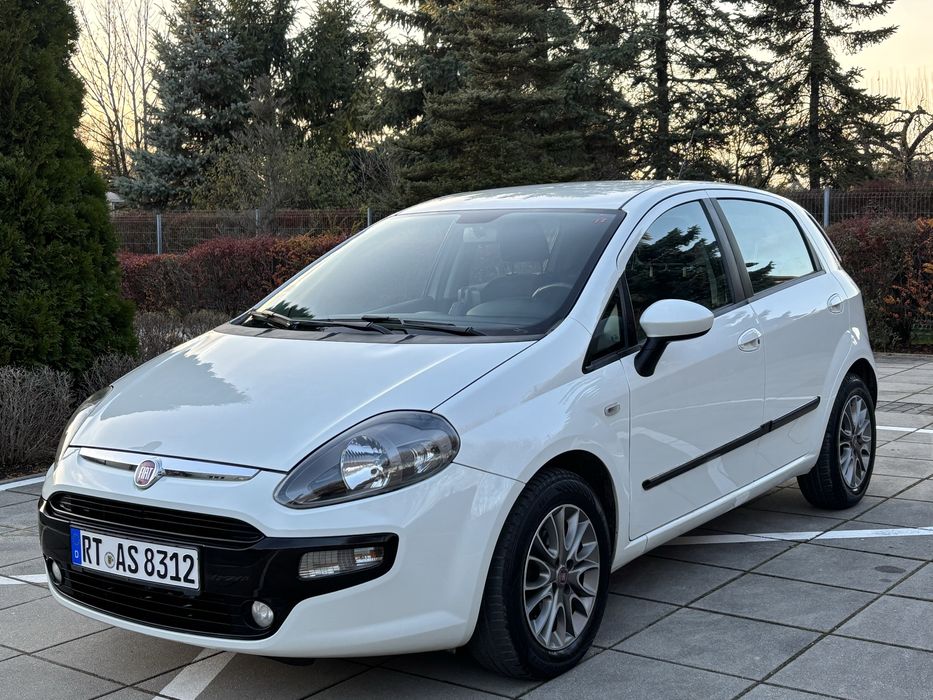 Fiat Punto Evo 1.2 Benzyna Klimatyzacja Niski Przebieg Bez Korozji