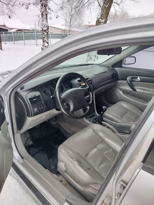 Продам Шевроле Еванда
