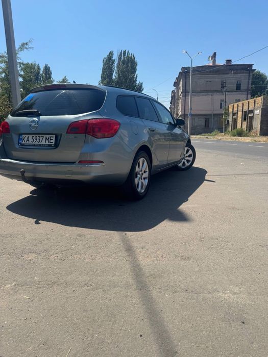 Opel Astra 2013