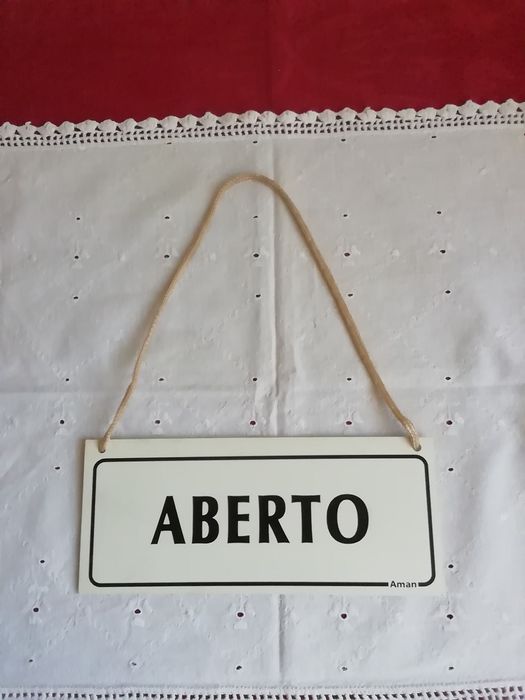 Sinalética Aberto/Fechado, antiga