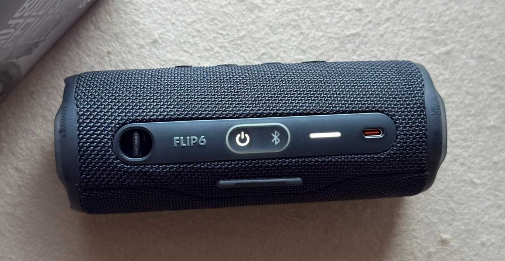 Coluna JBL Flip 6 - Original, nova, preta