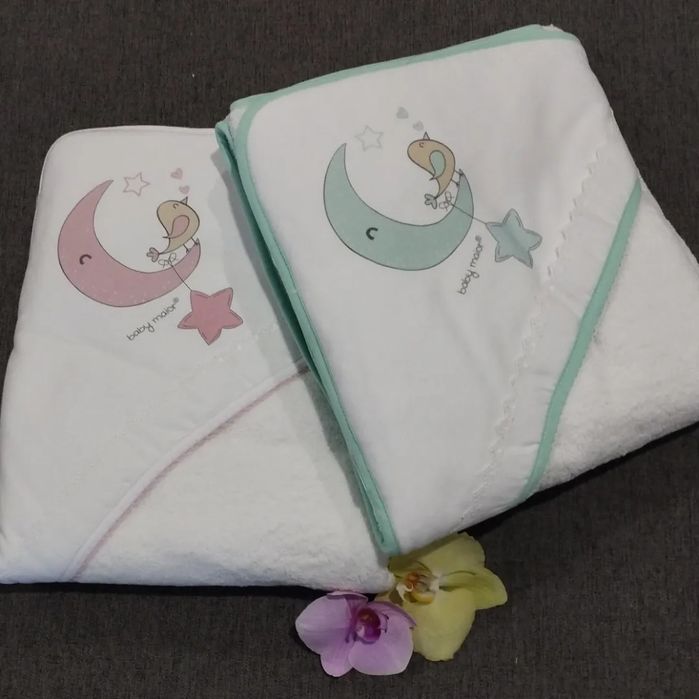 Babetes, fraldas e toalhas de banho