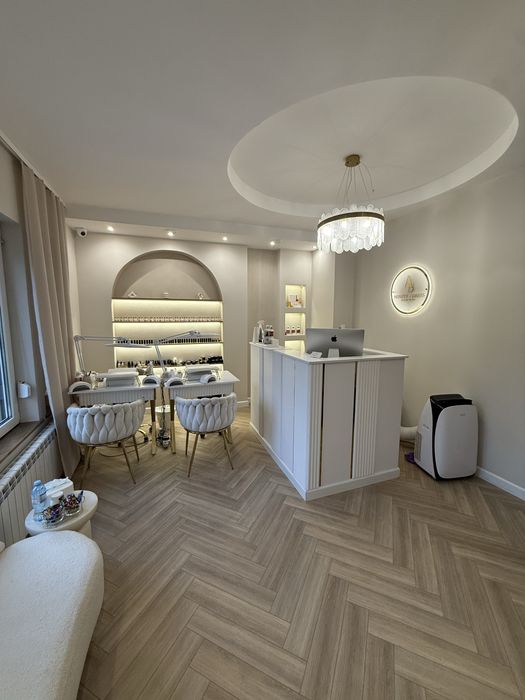 Sprzedam salon kosmetyczny wyposażony wysoki stantard
