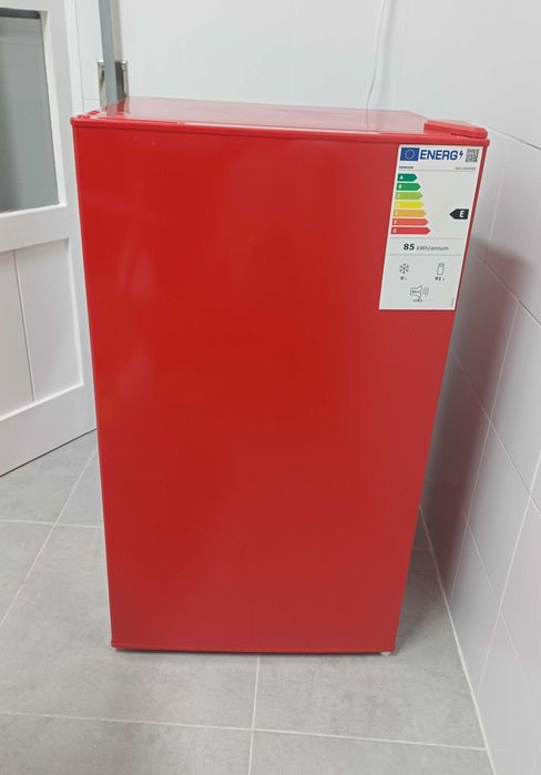 Mini frigirífico vermelho/ novo