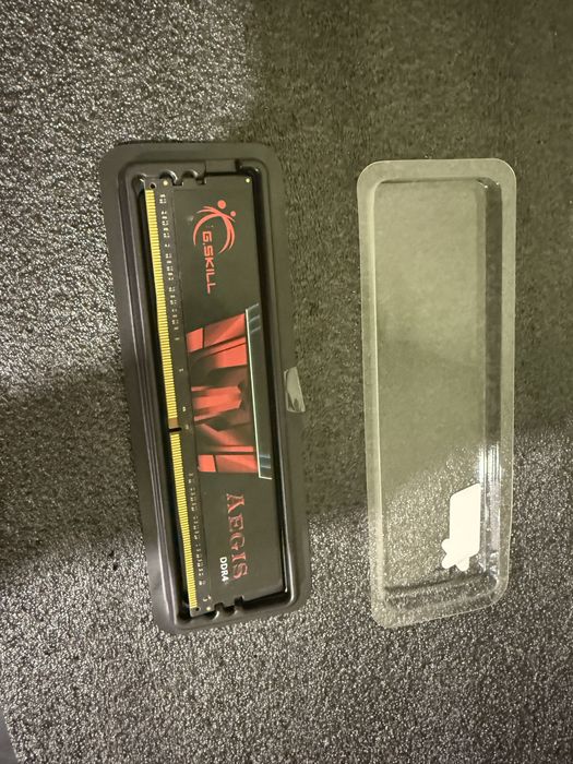 Оперативна пам’ять G.Skill 8 GB DDR4 DDR4 3000 MHz Aegis (F4-3000C16S-8GISB)
