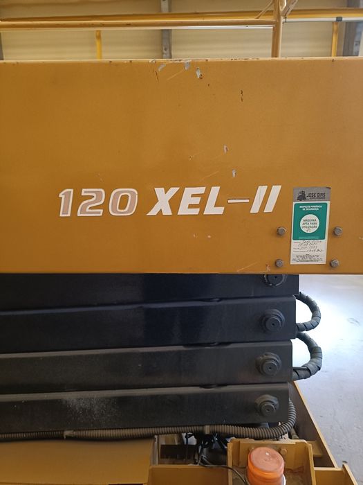 Plataforma elevatória articulada Manitou 120 XEL - II