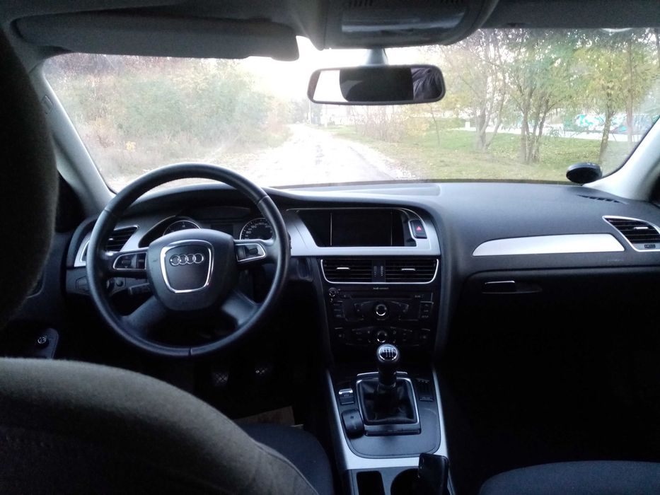 Audi A4 B8 2,0TDI 2009R