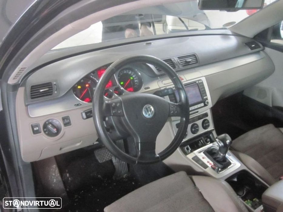 Interior VW Passat Variant 2.0 TDI 170CV DE 2006