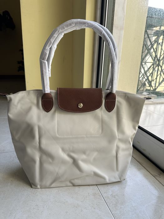 3 Longchamps tamanho L