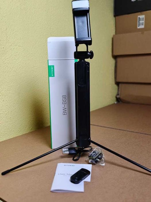Tripé e Selfie Stick Bluetooth BlitzWolf BW-BS8 com Luz LED (NOVO)