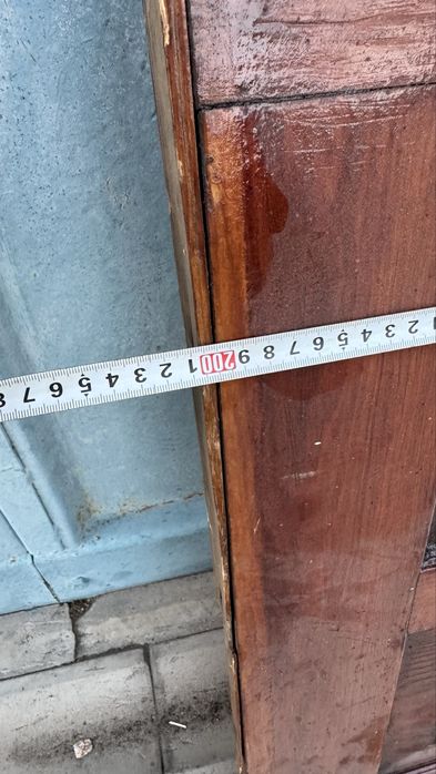 Двері вхідні деревʼяні