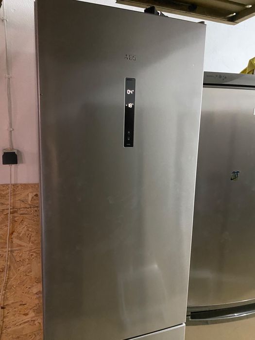 Frigorifico AEG conbinado