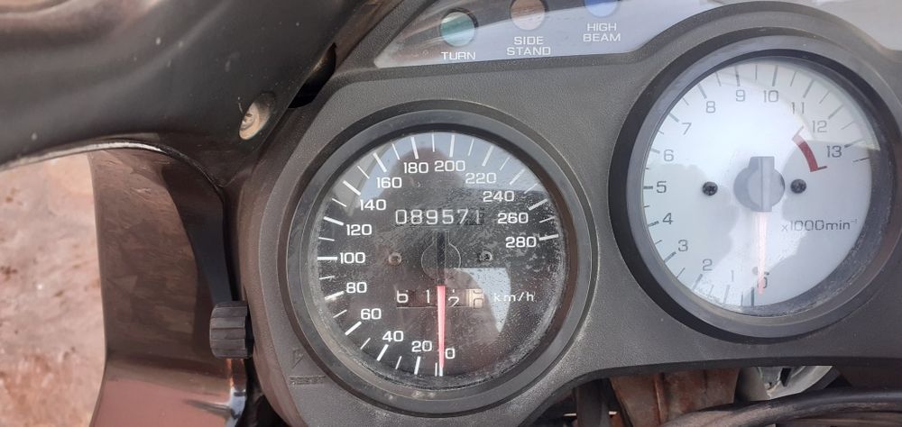 Vendo Moto Honda VFR 750 RC36