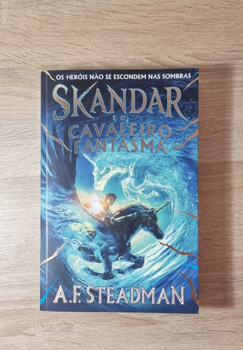 Livros coleção Skandar