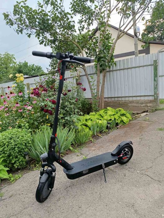 Продається Електросамокат Crosser E9 MAX