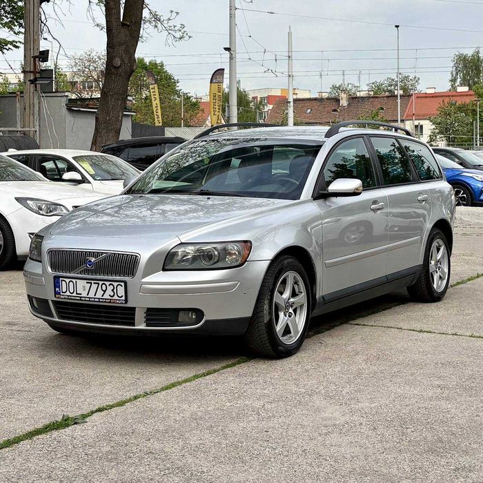 Volvo V50 | 2.0 Diesel 136KM | Manual 6b | Klima | Alufelgi | Tempomat | 2004