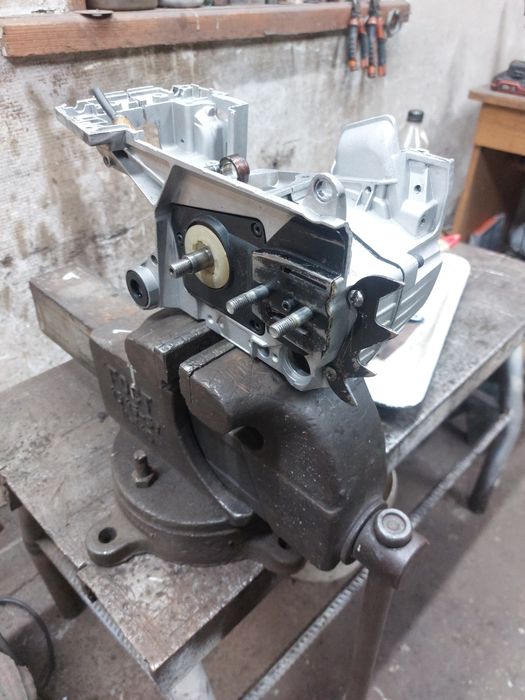 Бензопила БП-52.