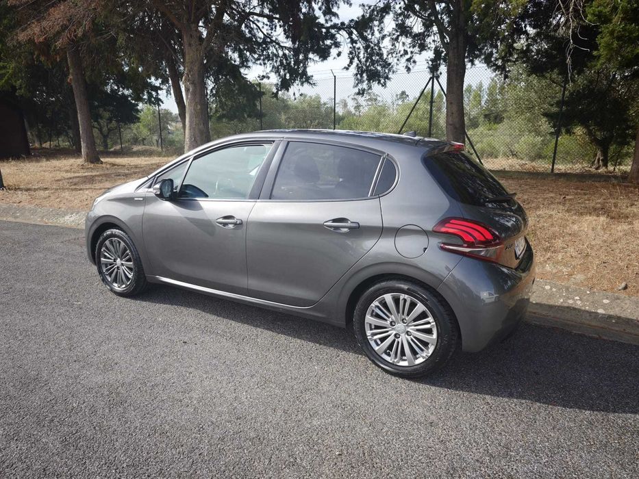 Peugeot 208 1.2 VTI Style 58000km