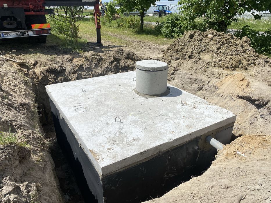 Piwnica betonowa schron ziemianka bunkier