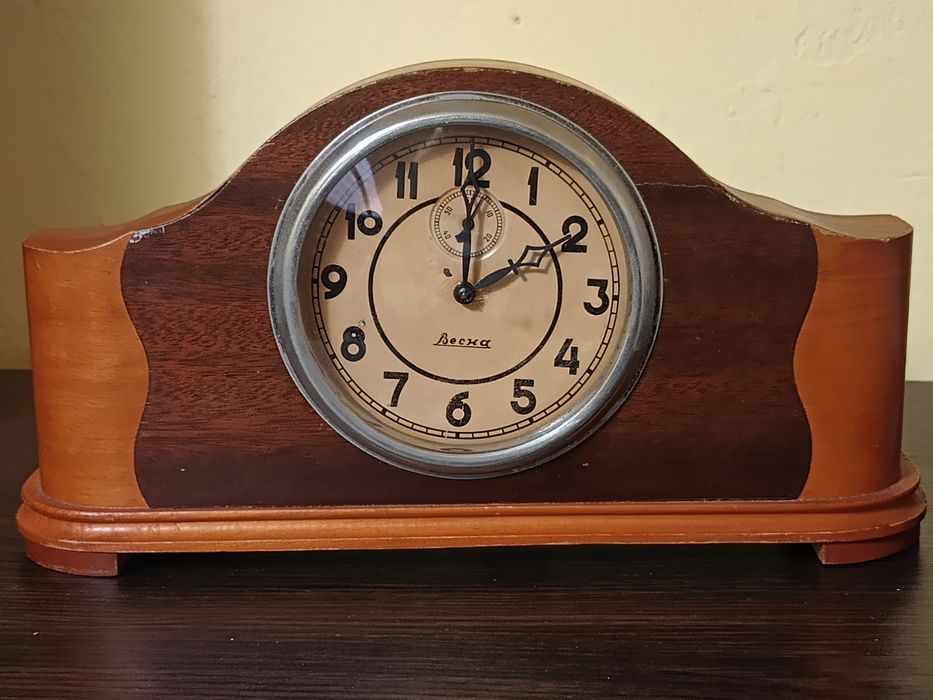 Каминные часы Весна 1958 г.