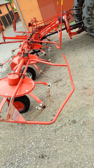 Przetrząsarka lely lotus 770