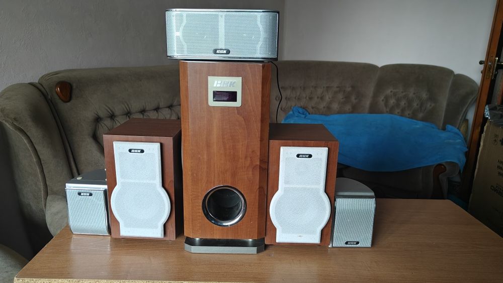 Мультимедійна акустична система BBK MA-950S.