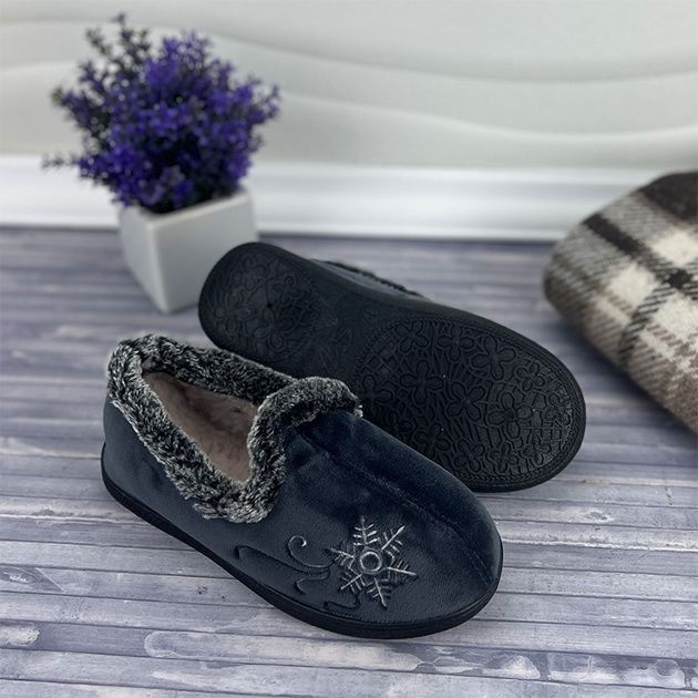 Тапочки чуні жіночі теплі бурки капці