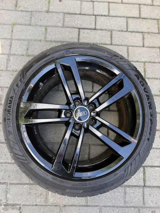 Oryginalne felgi Audi 18” + 2 komplety opon