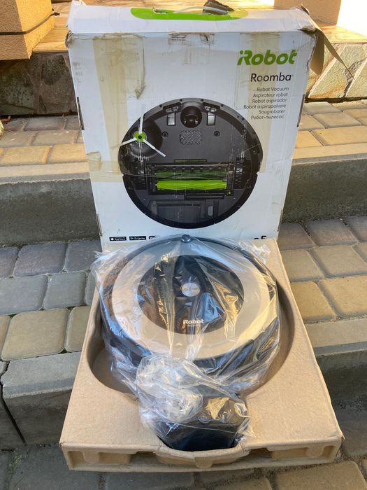 Робот пилосос Roomba E5