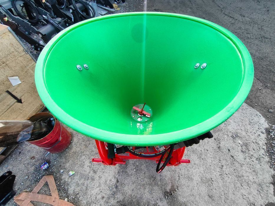 PROMOCJA-Rozsiewacz nawozu STRUMYK lej lejek kwasówka-DOSTARCZAM