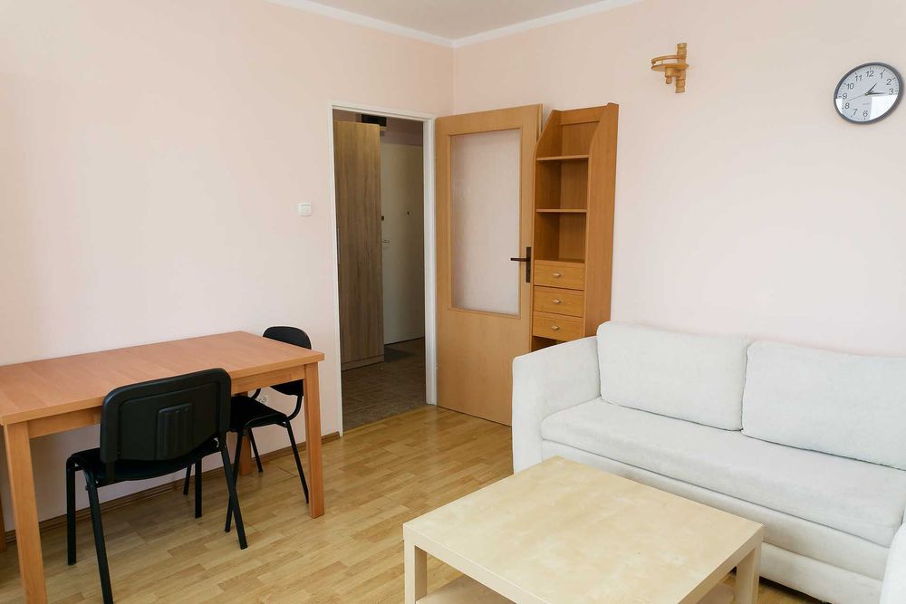 Kawalerka 33m², duży balkon, Sławin, os. Botanik, ul. Pergolowa - umeblowana, bez prowizji.