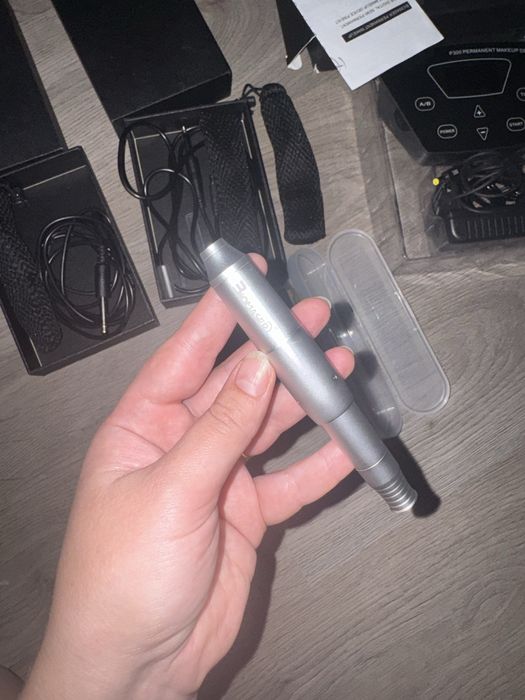 Апарат для перманентного макіяжу ( татуажу)