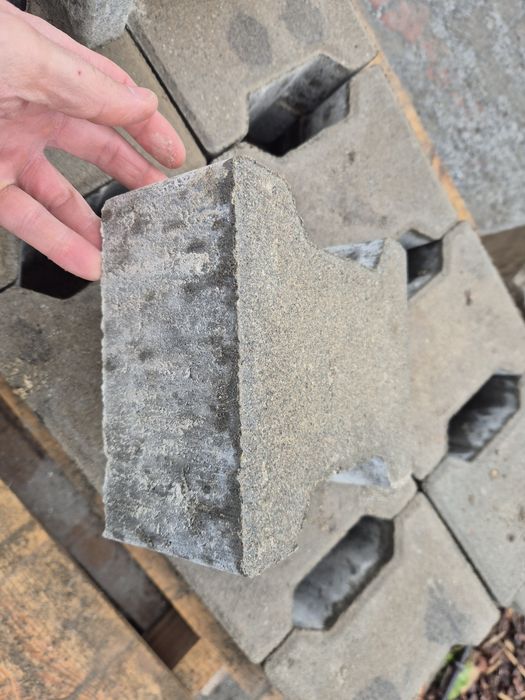 Kostka brukowa kość 8cm Libet