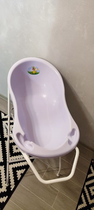 Ванночка для купання; Круг для купання немовлят