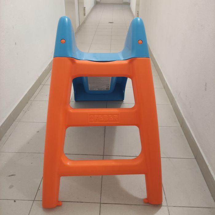 Escorrega Feber como Novo