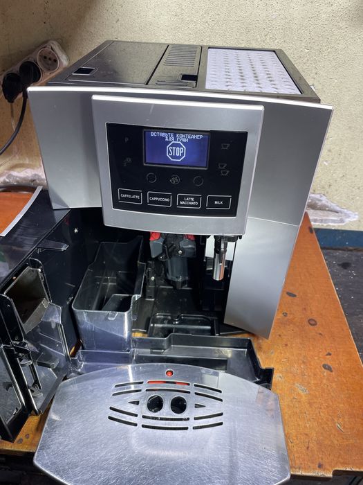 Кавомашина/Кофемашина Delonghi PERFECTA CAPPUCCINO