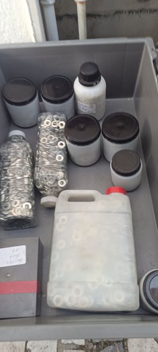 Anilhas de chapa M6 e M8,tenho cerca de 10000 un