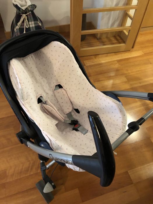 Ovo + carrinho + cadeira de carro da MaxiCosi