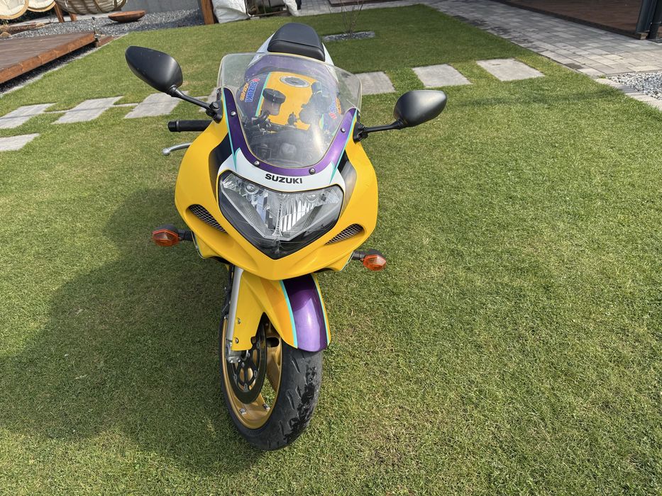 Suzuki GSX-R 600 tylko 5200 km