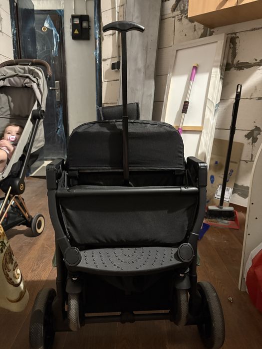 Прогулянковий візок