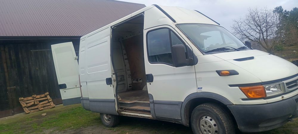 Iveco DAILY 35S12