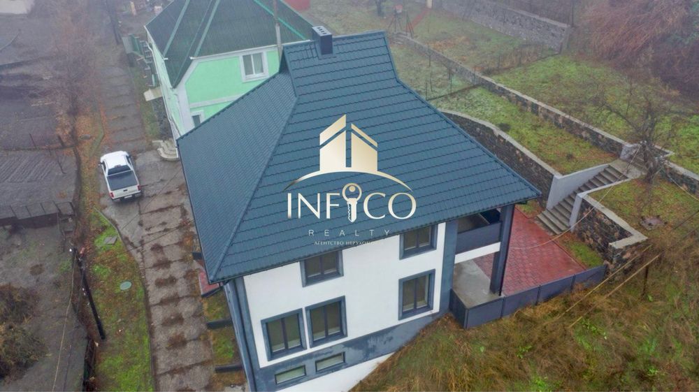 Продаж великого будинку з видом на Дніпро