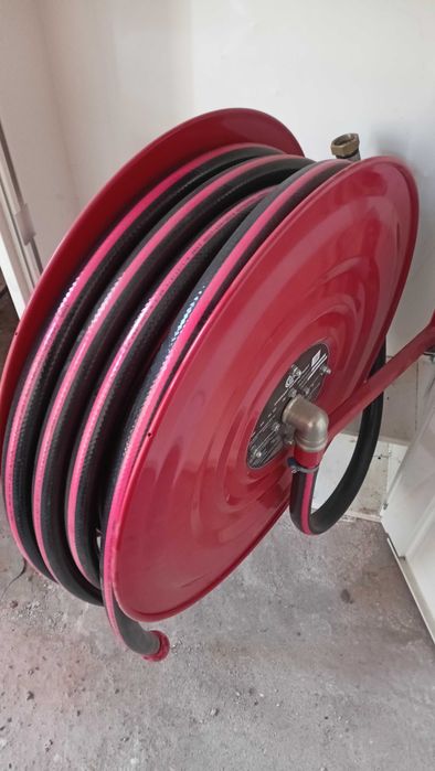 Wąż calowy hydrantowy.