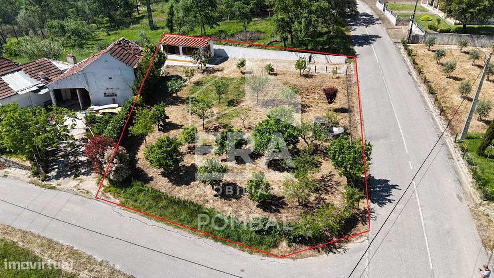Terreno com 760m2 em Albergaria dos Doze — Santiago E São Simão De Litém E Albergaria Dos Doze, Leiria