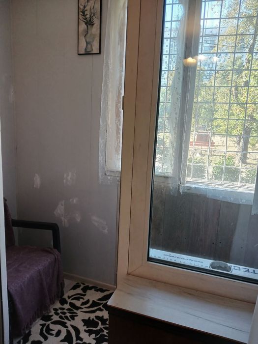 1к посуточно, м. Лесная