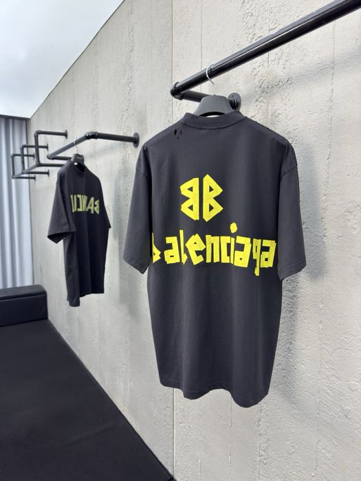 Футболки Balenciaga унісекс